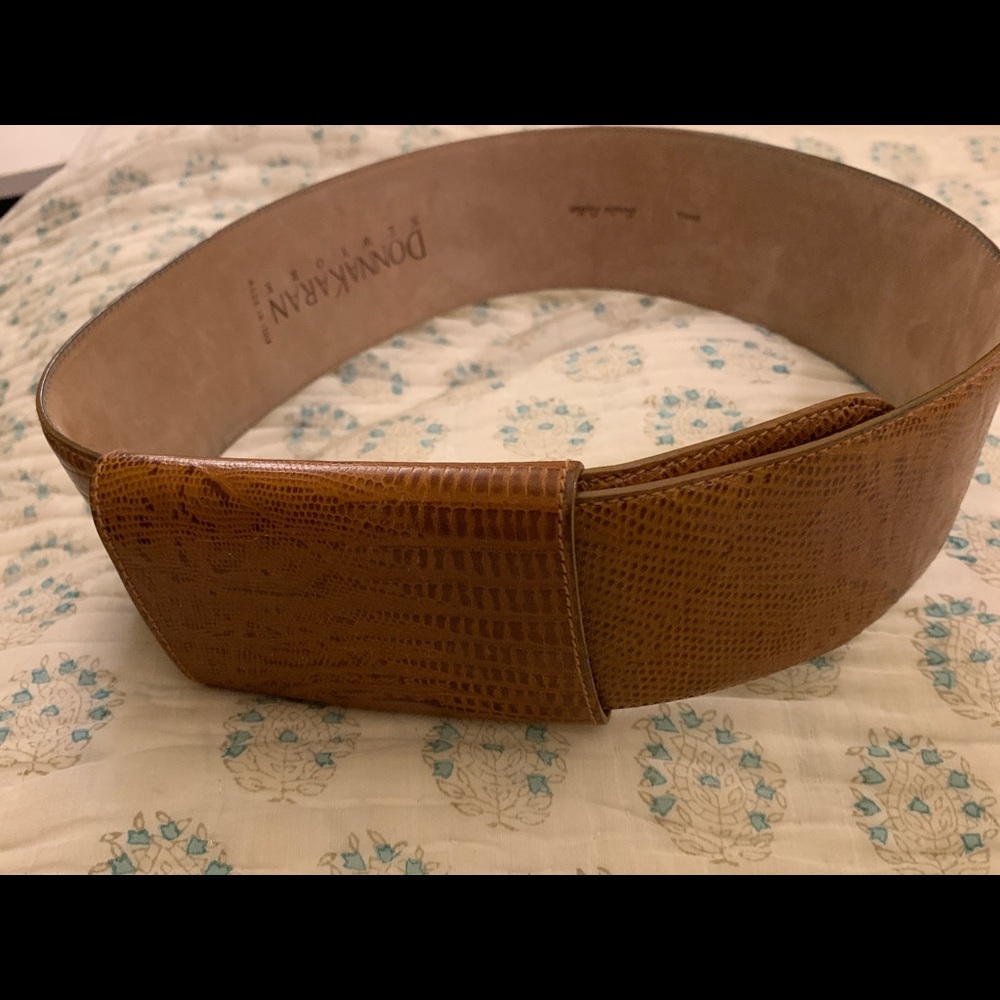 Donna Karan wrap belt brown adjustable leather Small textured wide waist NY S